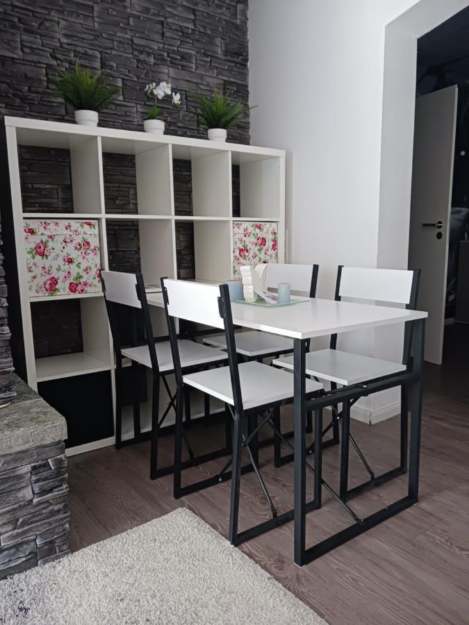 Moderne Wohnung In Ruhiger Lage Stolberg  Exteriér fotografie
